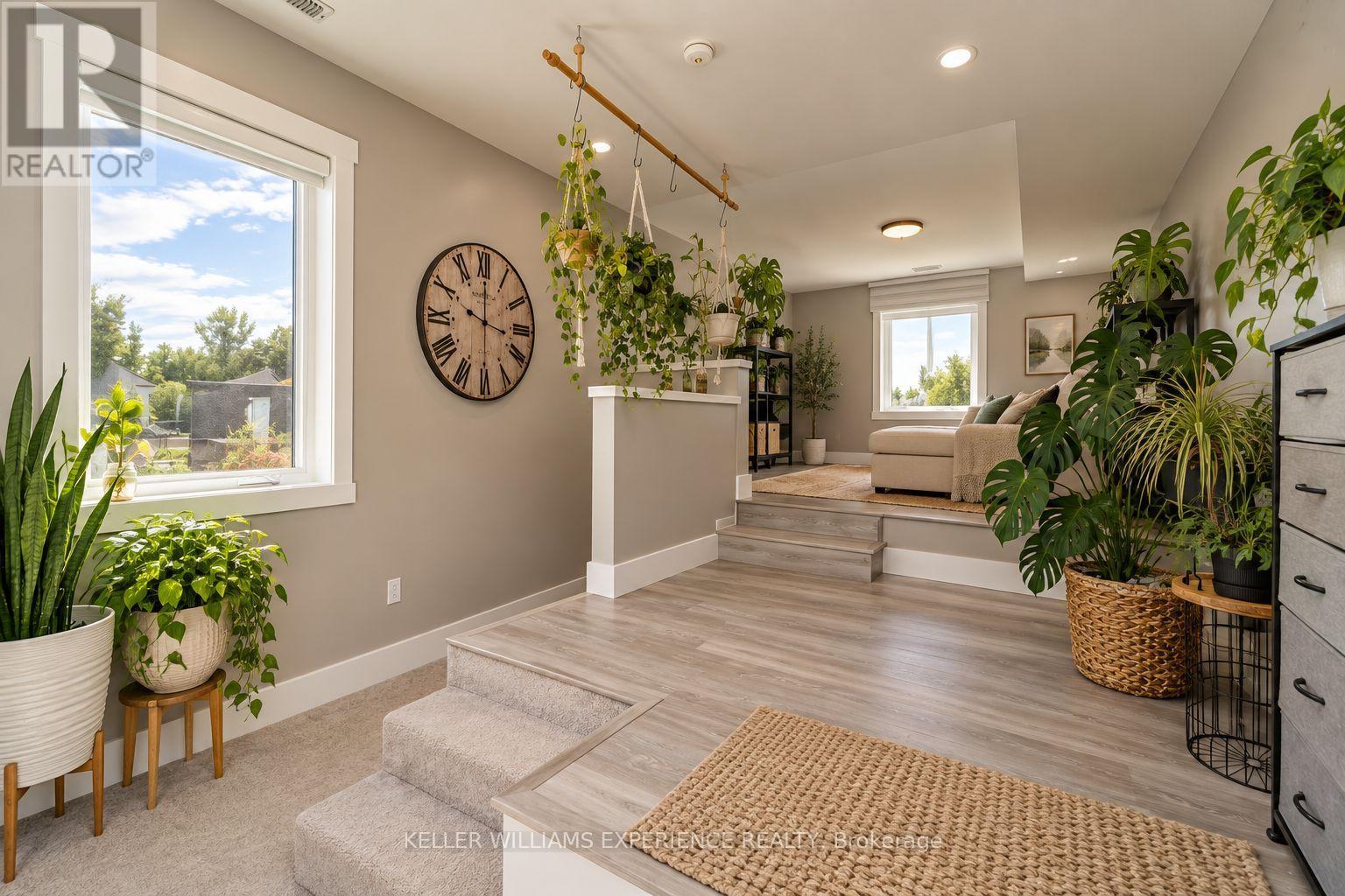 1055 Henry Street, Tay photo 16