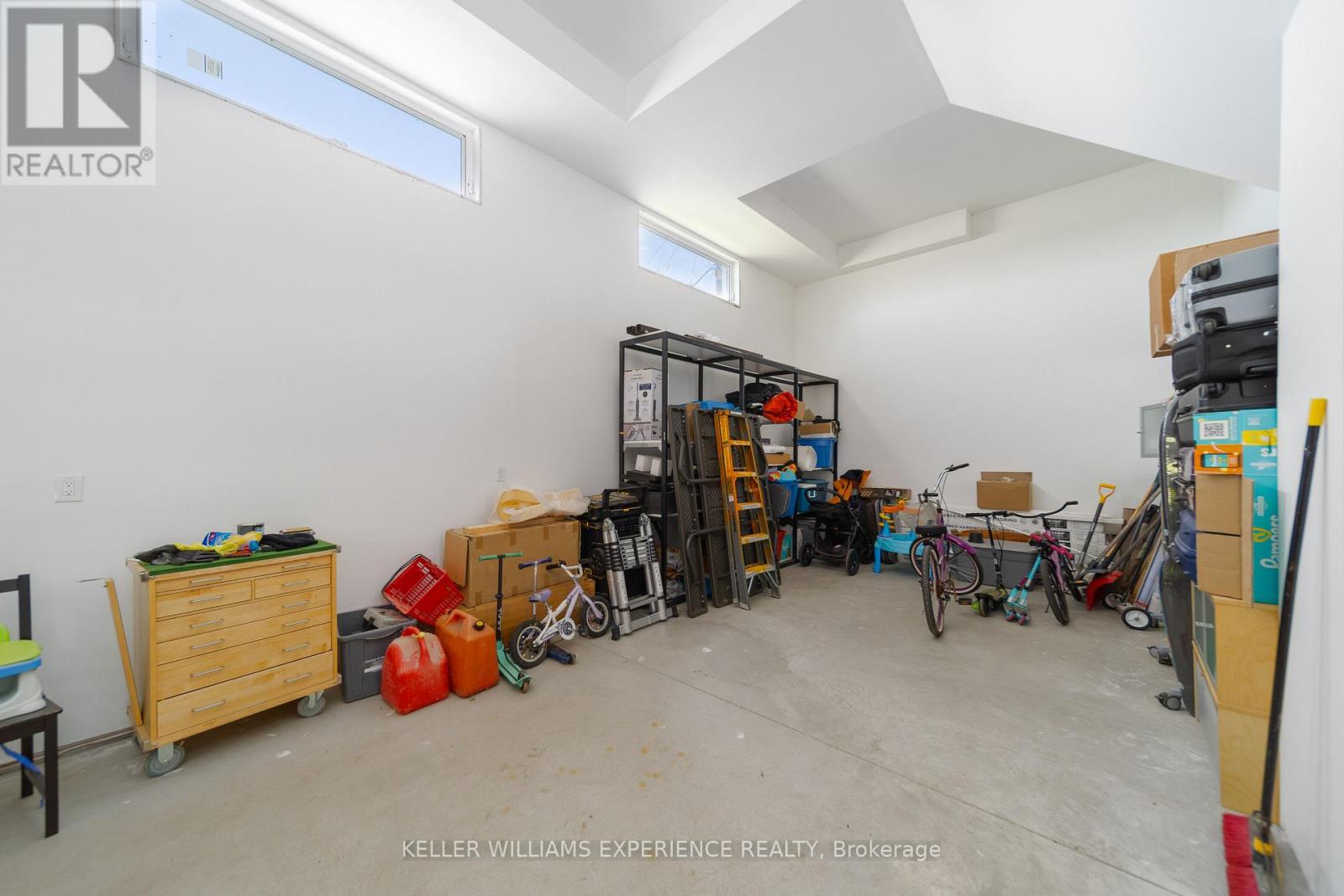 1055 Henry Street, Tay photo 23