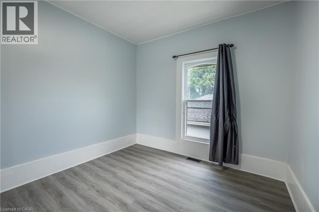 137 Alfred Street — photo 35