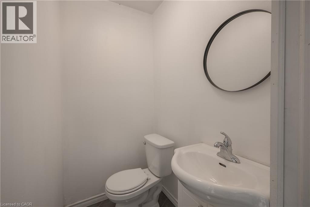 137 Alfred Street — photo 36