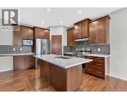 380 Royal Oak Heights NW - photo 3