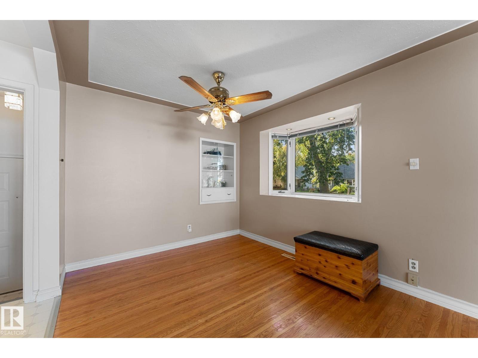 12227 58 ST NW - 14