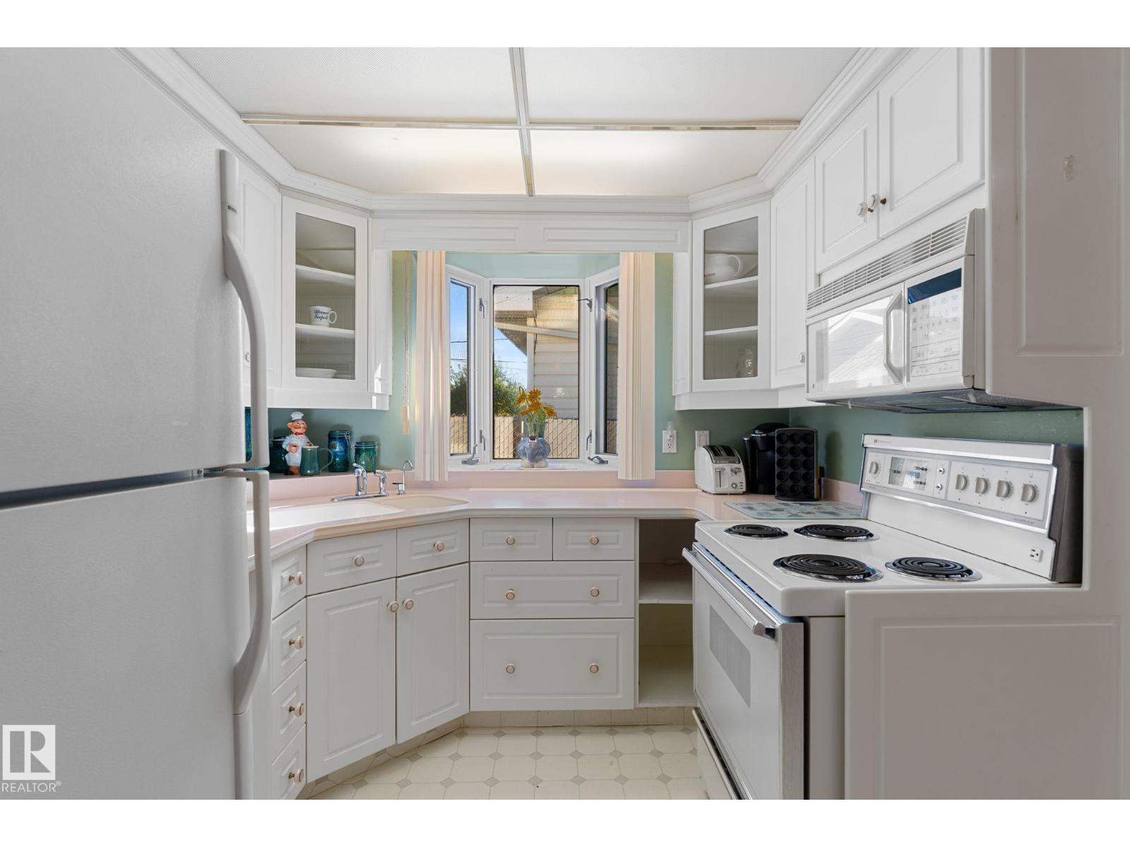 12227 58 ST NW - 19