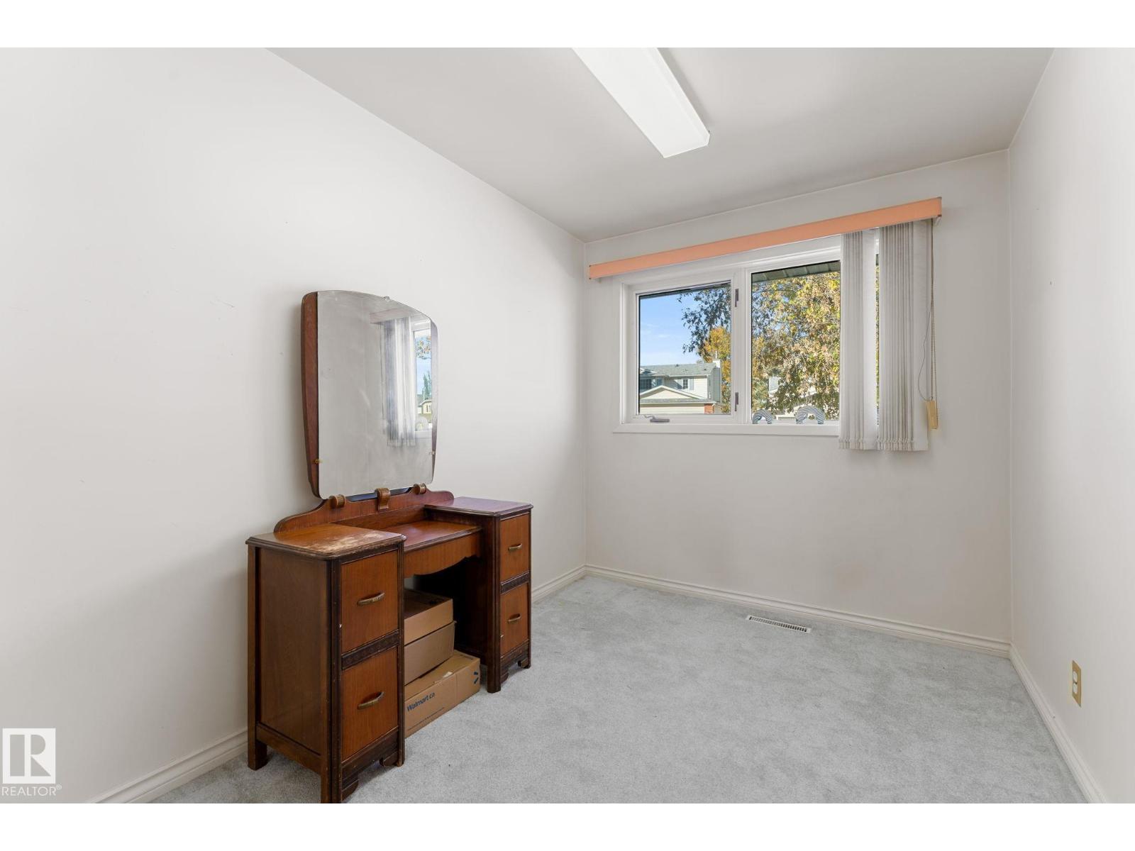 12227 58 ST NW - 23