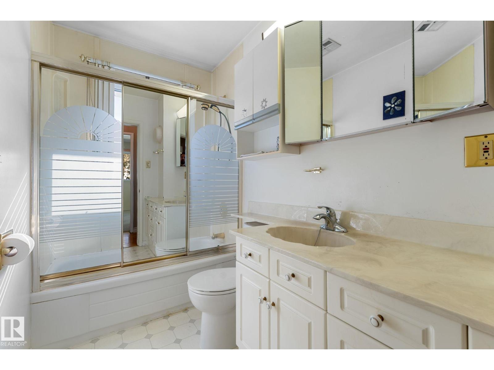 12227 58 ST NW - 28