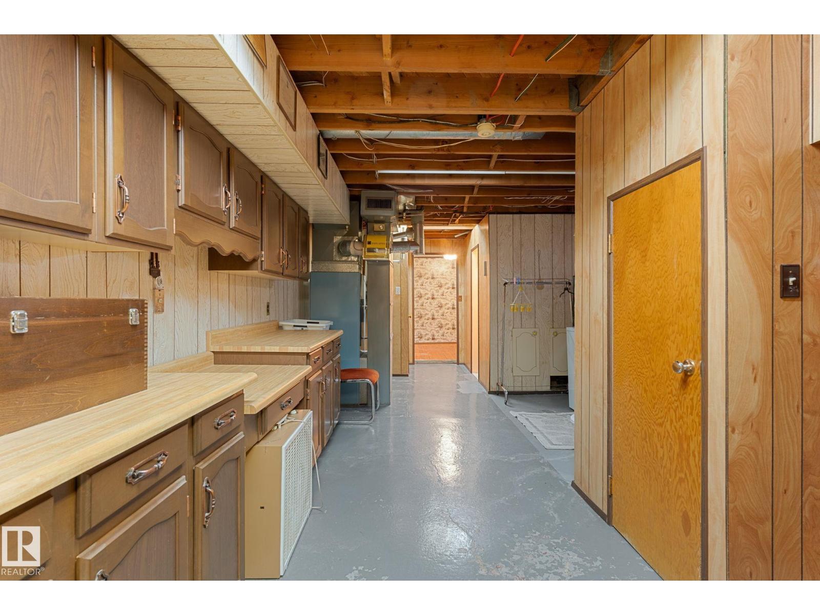 12227 58 ST NW - 38