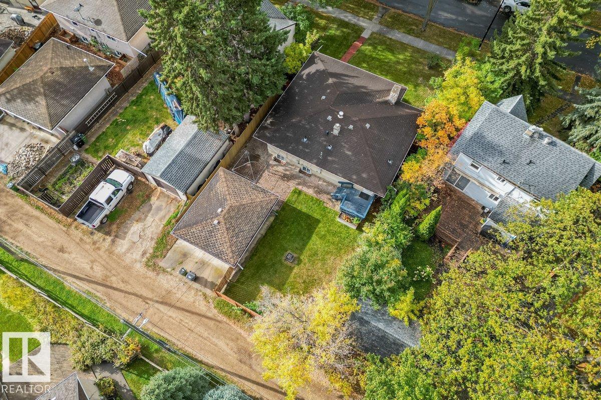 11631 130 ST NW - 32