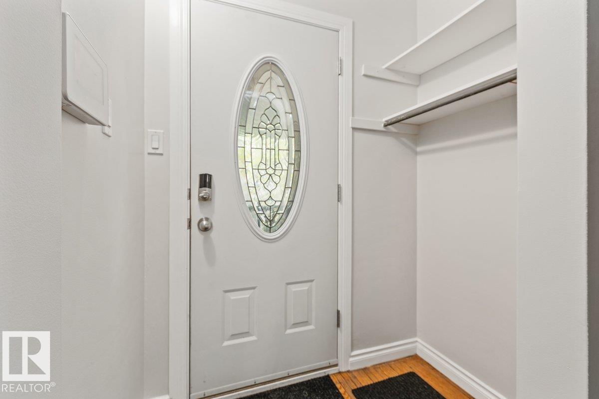 11631 130 ST NW - 6