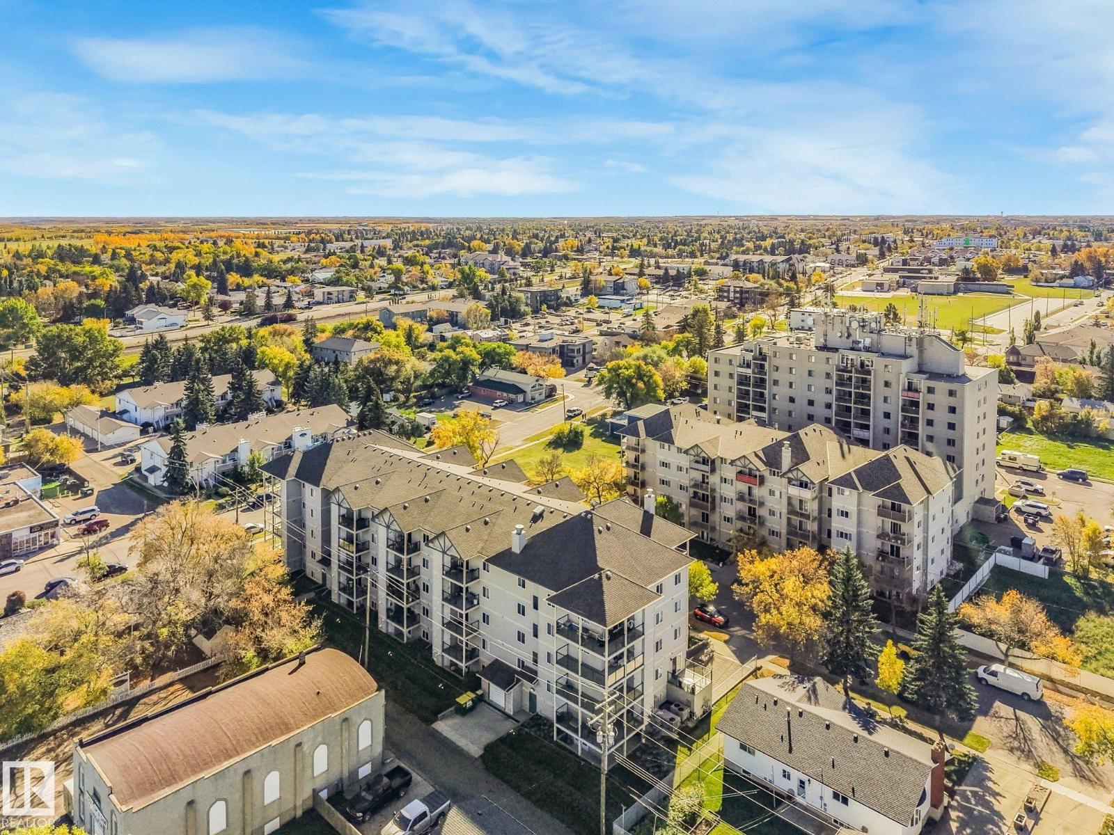 #310 4806 48 AV - 53