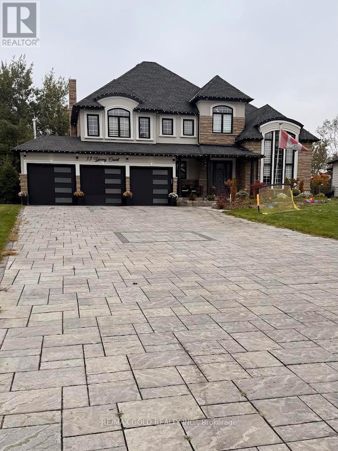 33 Young Court, Orangeville, ON