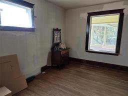 208 2nd Street, Oakville, MB R0H0Y0 Photo 12