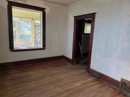 208 2nd Street, Oakville, MB R0H0Y0 Photo 13