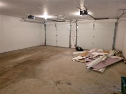 208 2nd Street, Oakville, MB R0H0Y0 Photo 28