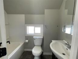 851 Mcdermot Avenue, Winnipeg, MB R3P0T8 Photo 10