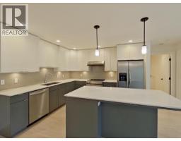 3pc Ensuite bath - 7129 Edgehill Crescent, Powell River, BC V8A0A1 Photo 7