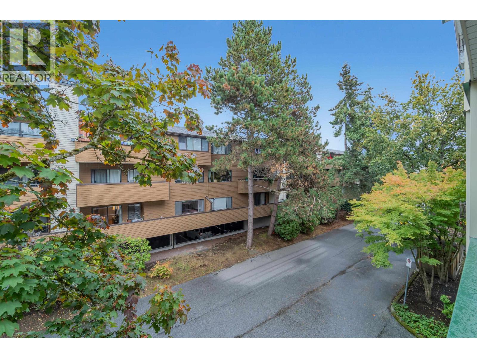 Photo of 205 7300 GILBERT ROAD 30
