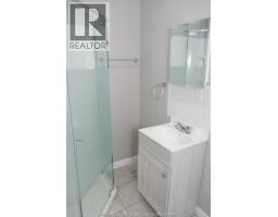 263 Tuscarora Unit# Main, Windsor, ON N9A3L6 Photo 11