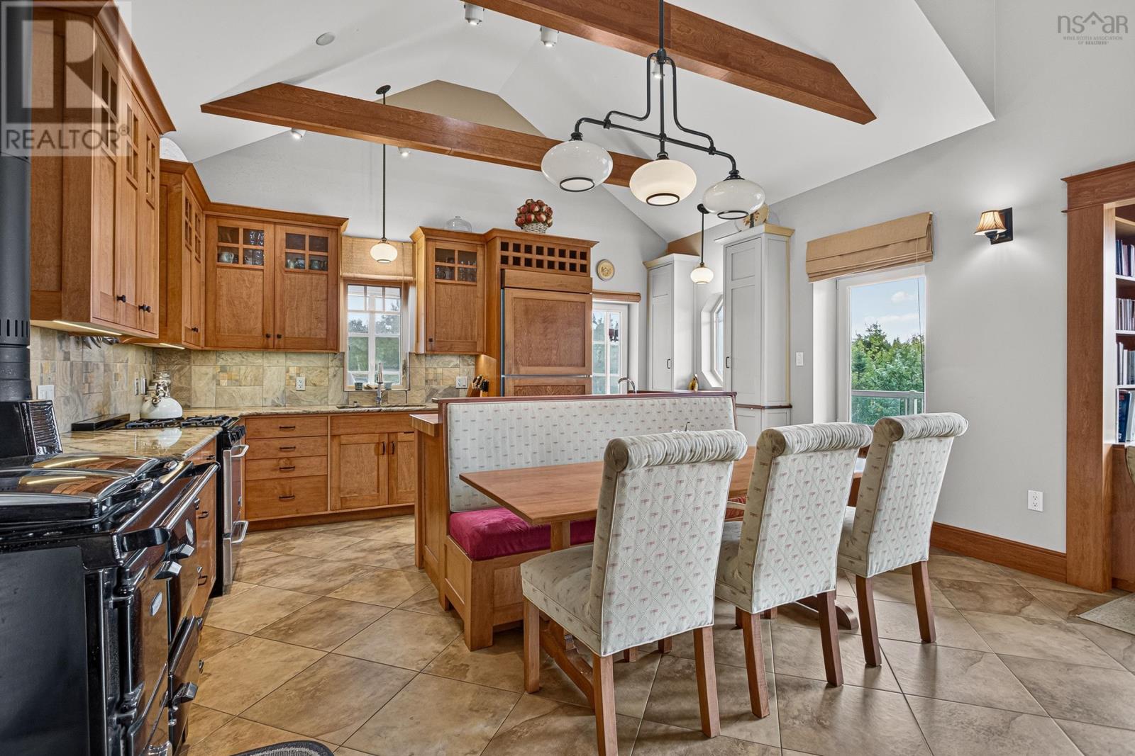 440 Westwood Boulevard - 11