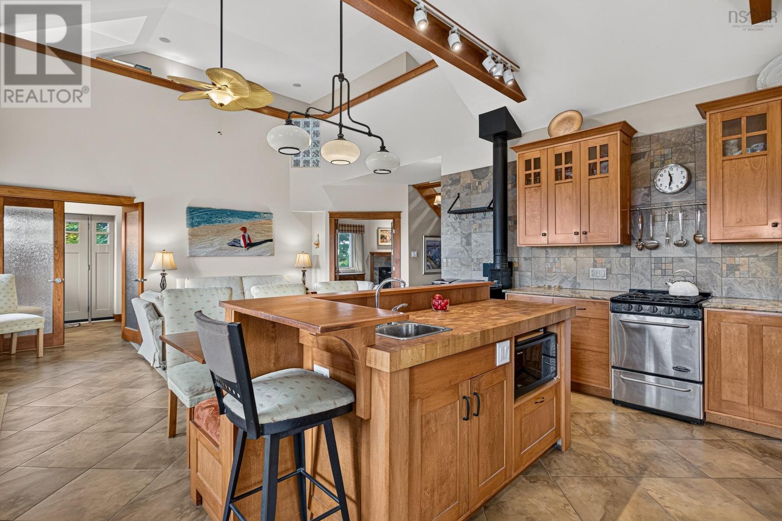 440 Westwood Boulevard - 17