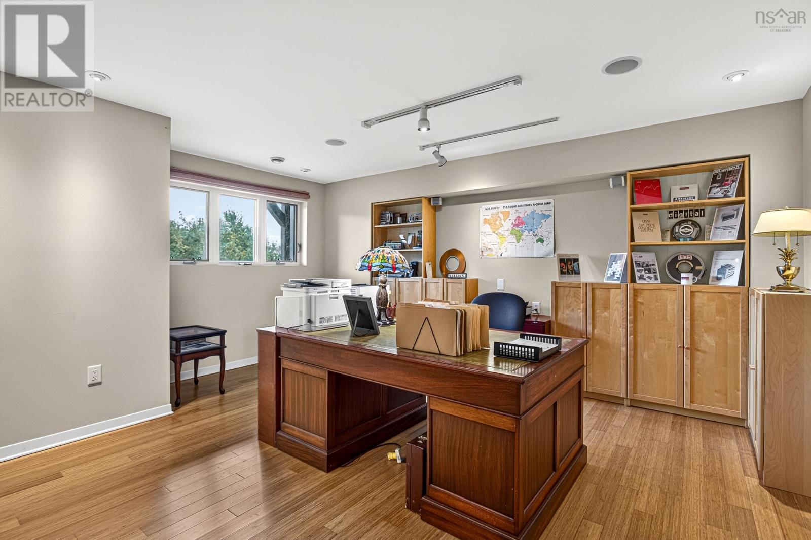 440 Westwood Boulevard - 41