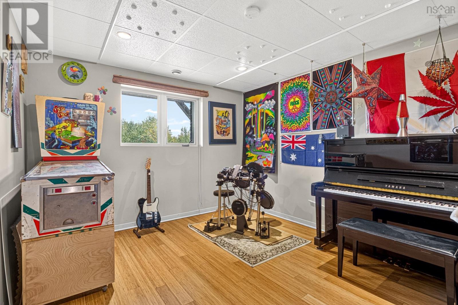 440 Westwood Boulevard - 43