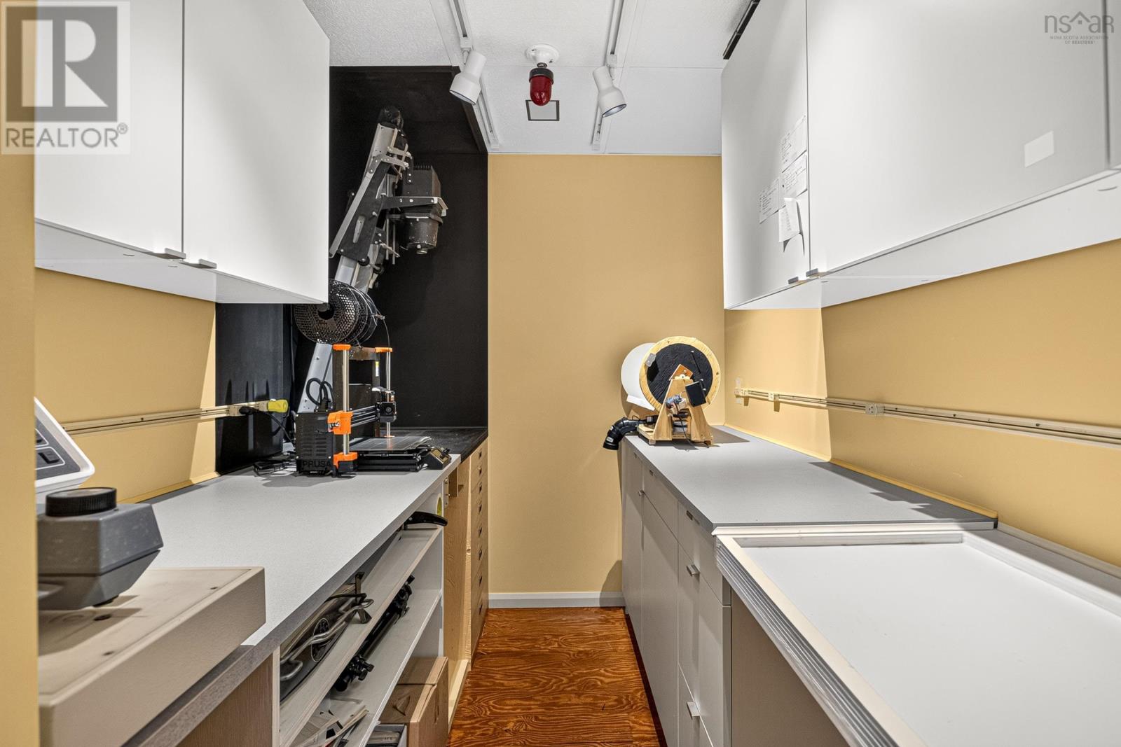 440 Westwood Boulevard - 45