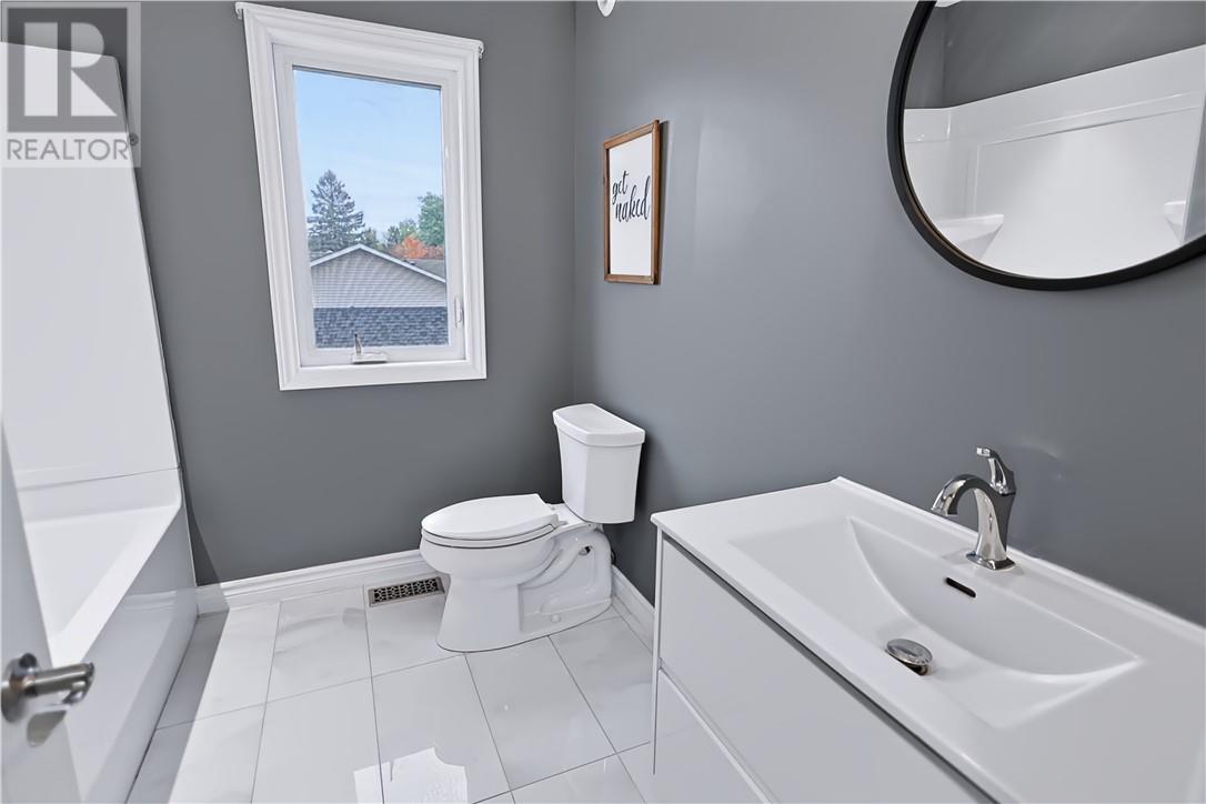403 Cote - Image 17