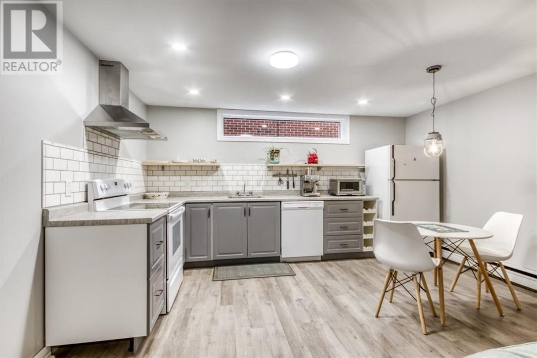 655 Beaton Avenue - 31