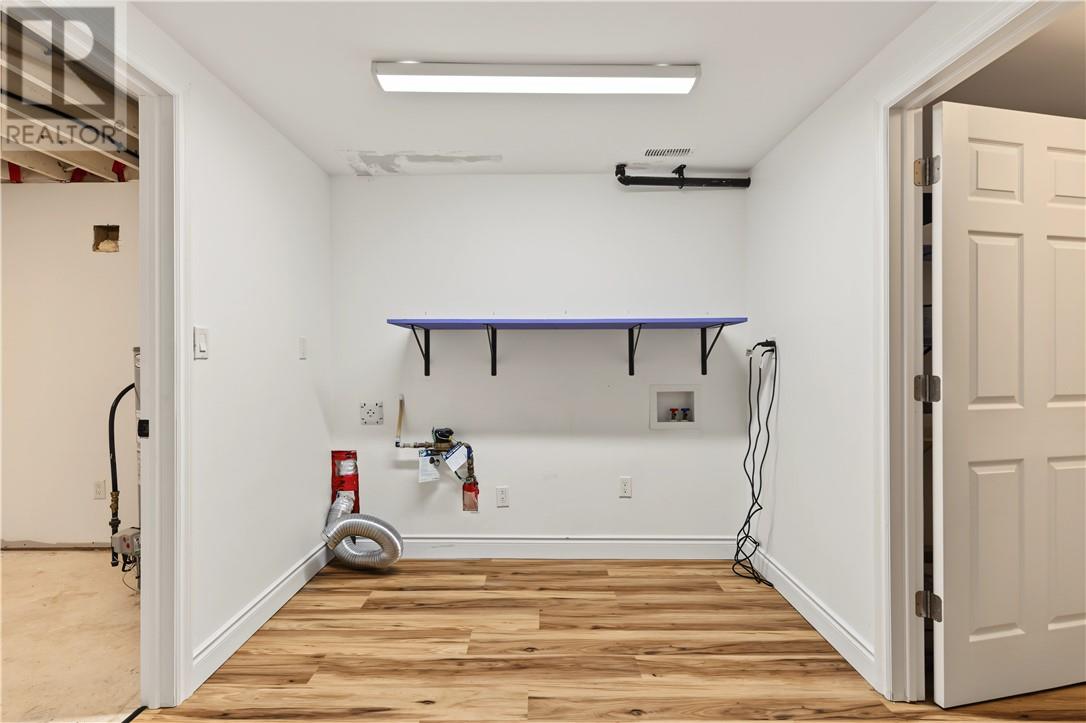 343 Sandra Boulevard - Image 36