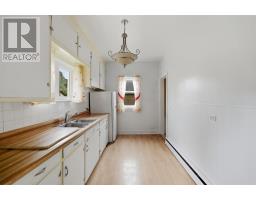 Foyer - 148 Walnut St, Sault Ste  Marie, ON P6B2E9 Photo 9