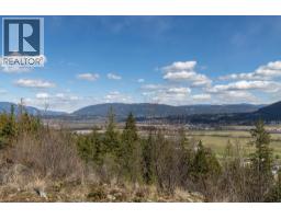 1500 60 Street Sw, Salmon Arm, BC V1E3B3 Photo 6