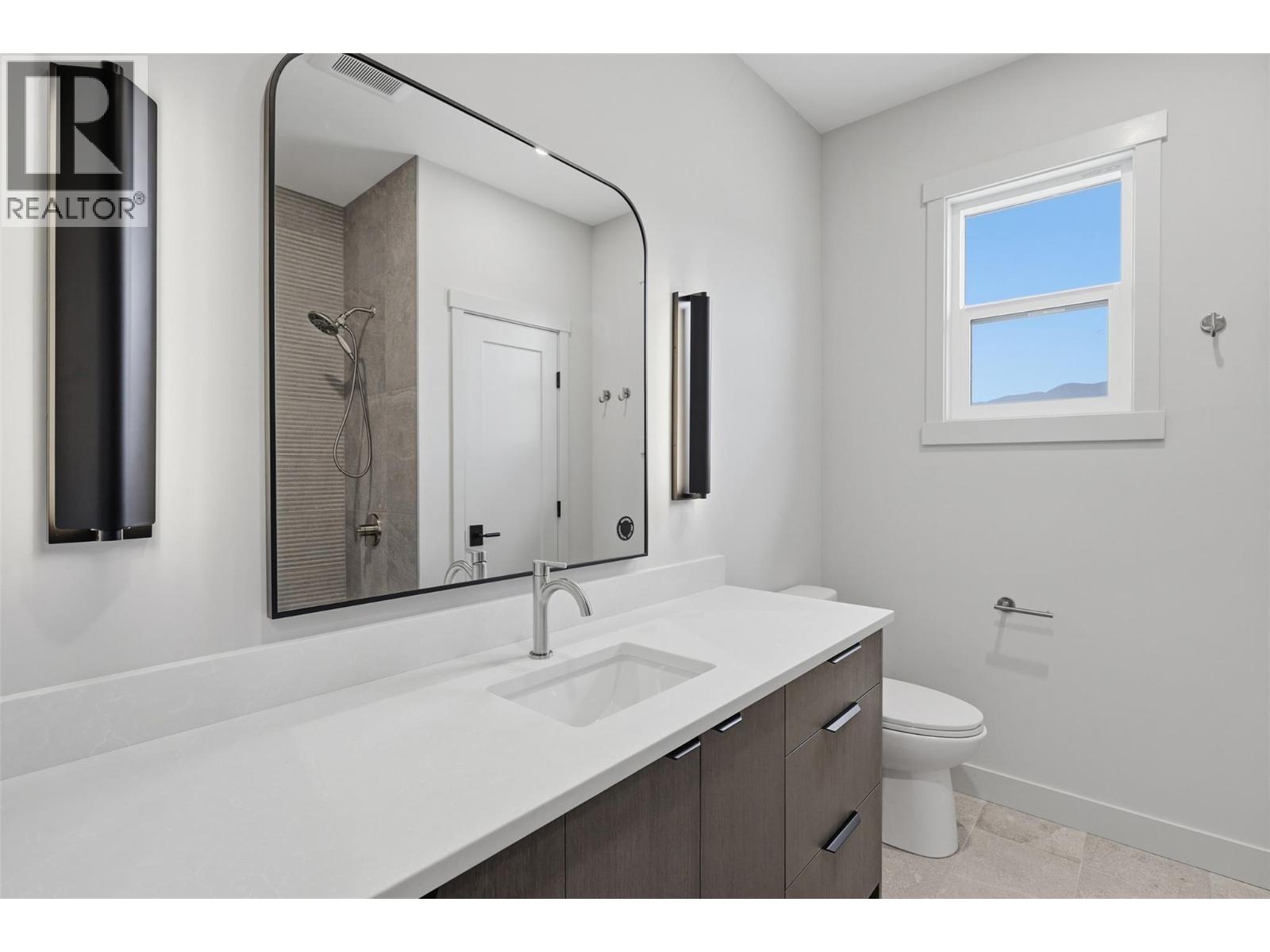 #411 38 RUE CHEVAL NOIR - 27