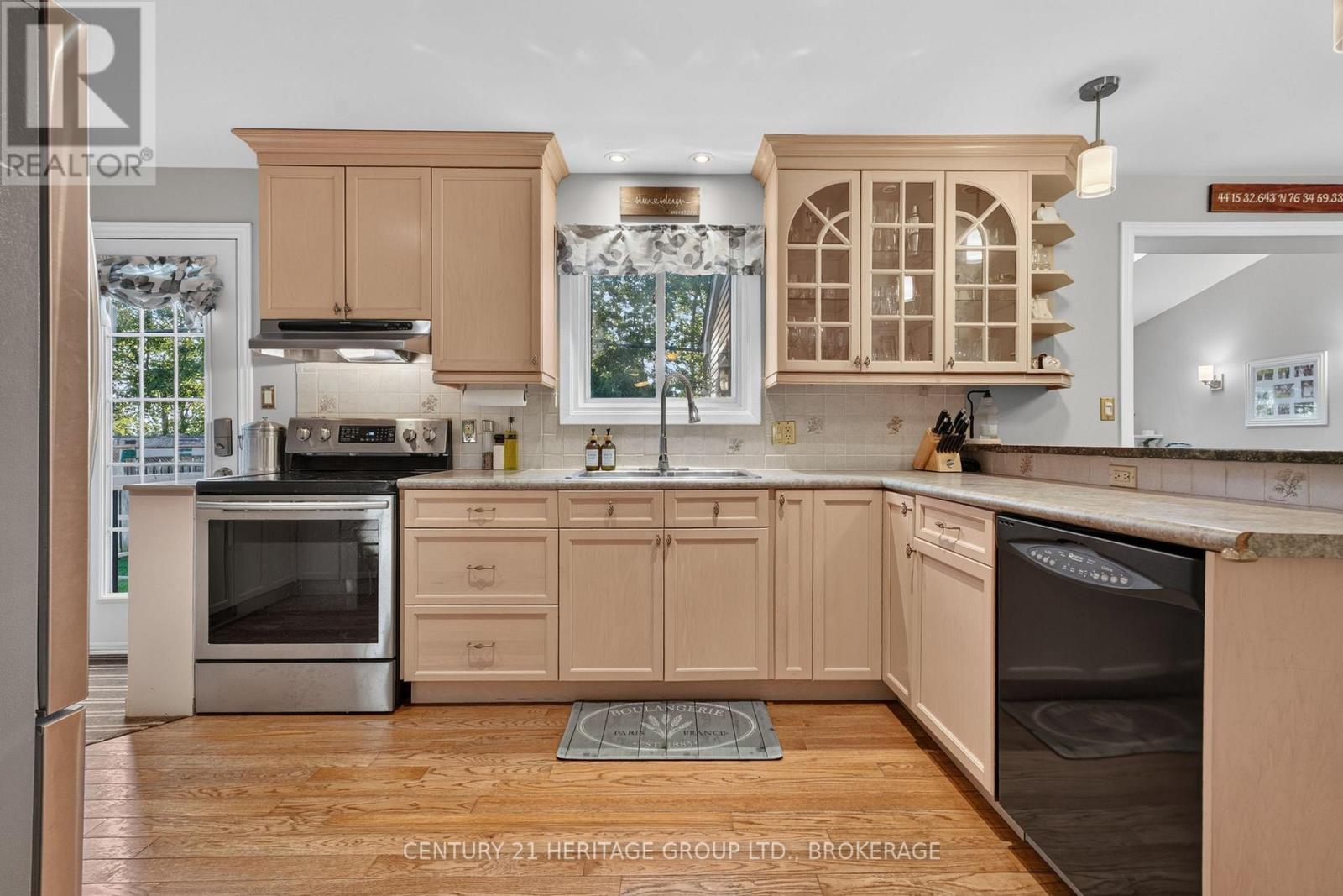 911 AUDEN PARK DRIVE - Image 19
