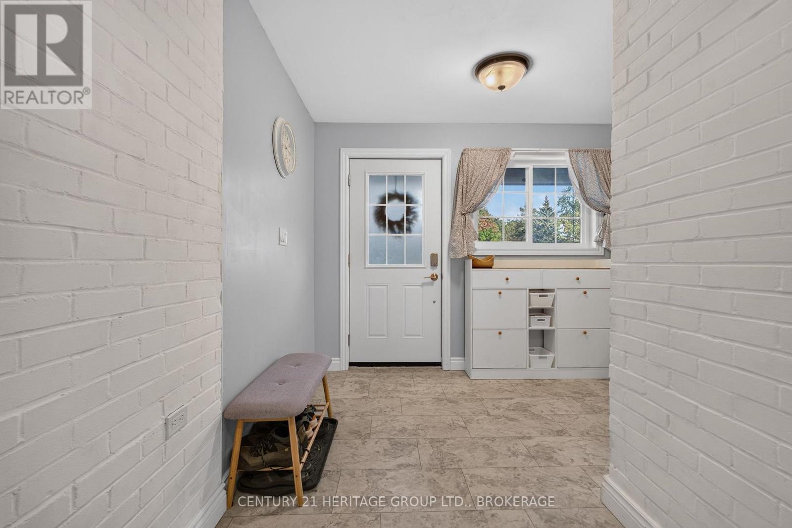 911 AUDEN PARK DRIVE - Image 4