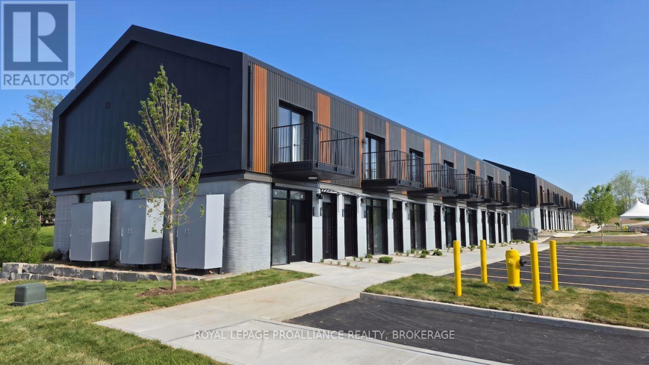 Property for lease at 103 - 425 FOURTH STREET
