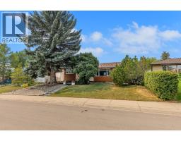 8031 Huntwick Hill NE - photo 2