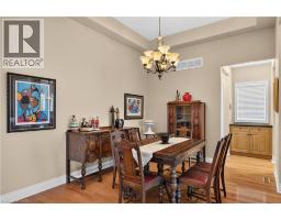 Dining room - 76 Mcdermott Trail, Stouffville, ON L4A1N8 Photo 6
