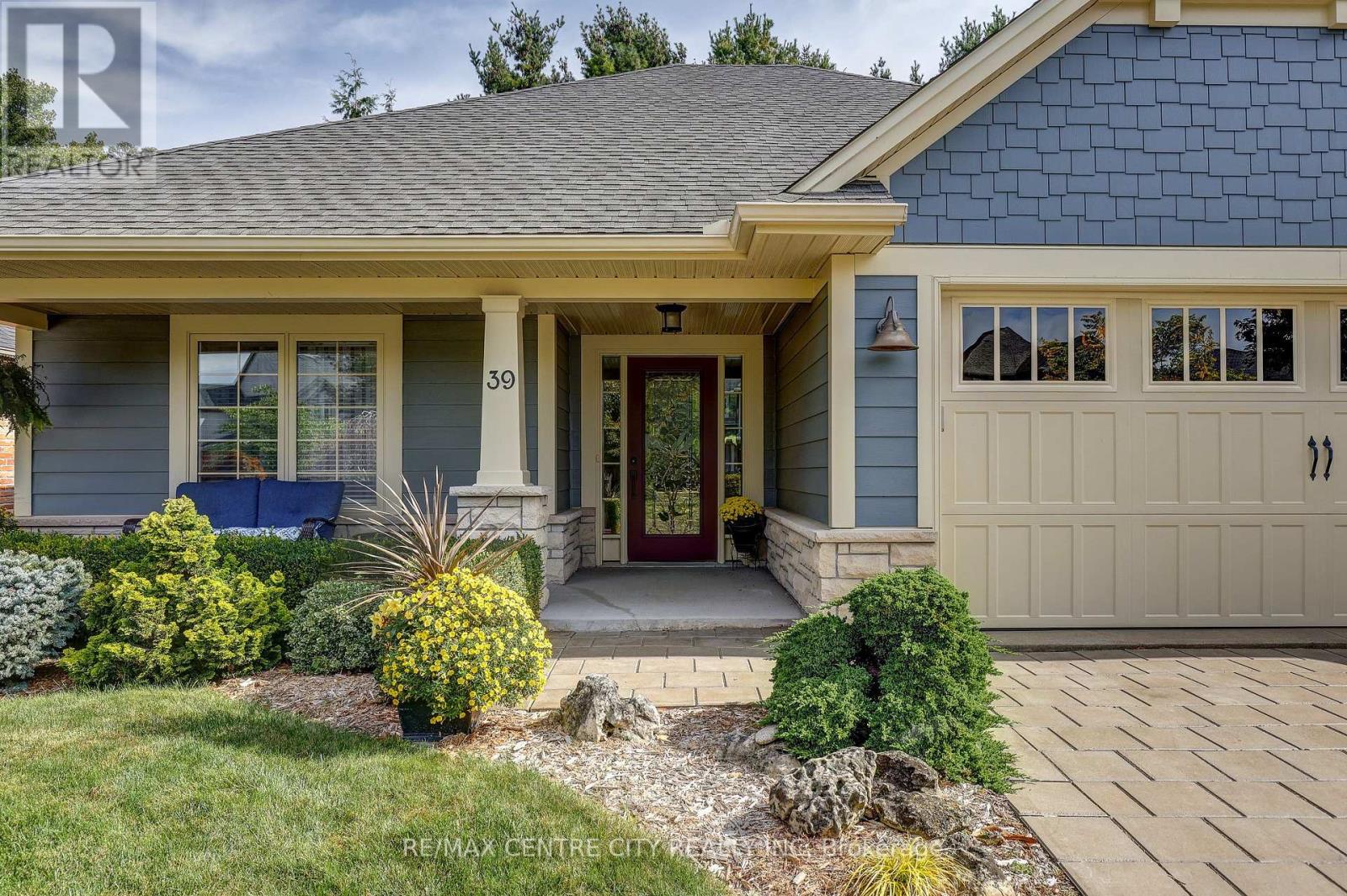 39 HICKORY LANE - Image 4