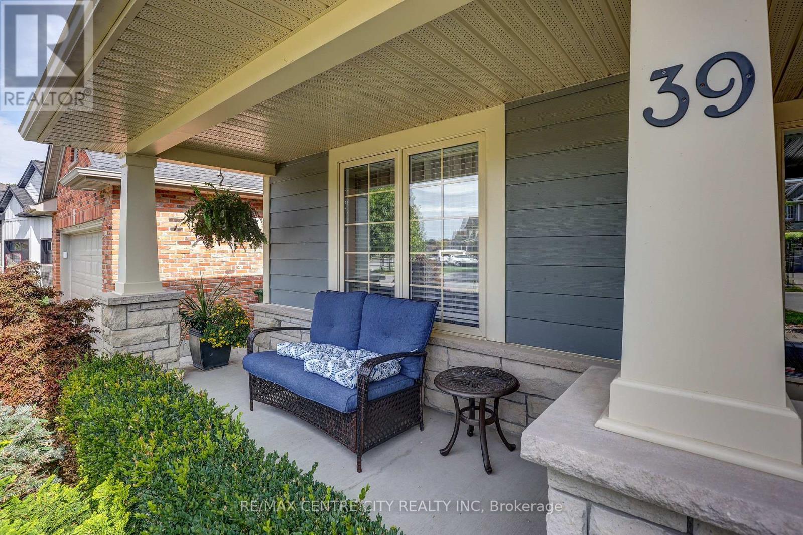 39 HICKORY LANE - Image 5