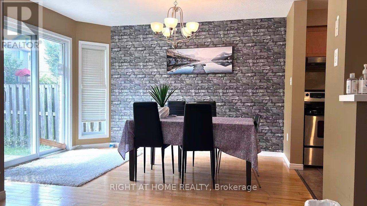 858 Whetherfield Street — photo 4