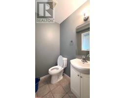 Bathroom - 858 Whetherfield Street, London North, ON N6H5T7 Photo 8
