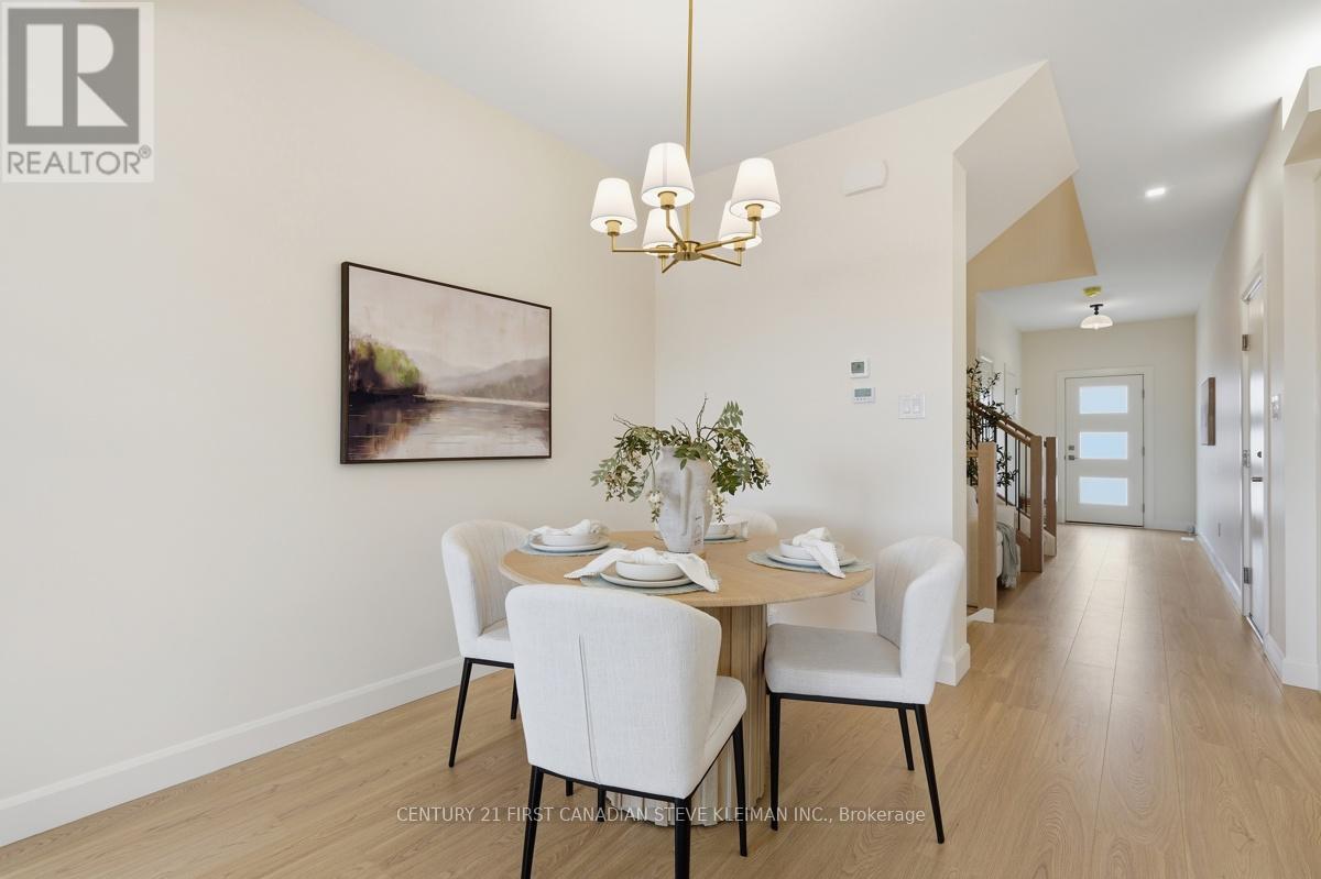 #104 2840 BUROAK DRIVE - 20