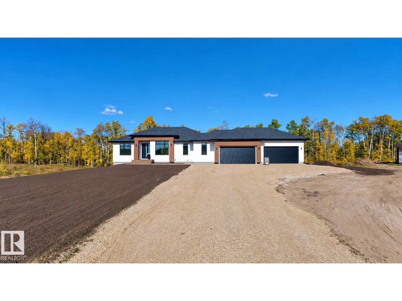 20 53214 Range RD 13 - 1