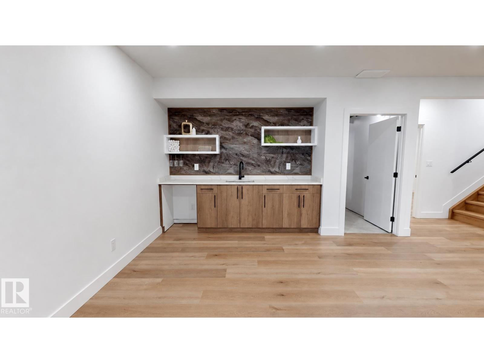 20 53214 Range RD 13 - 29
