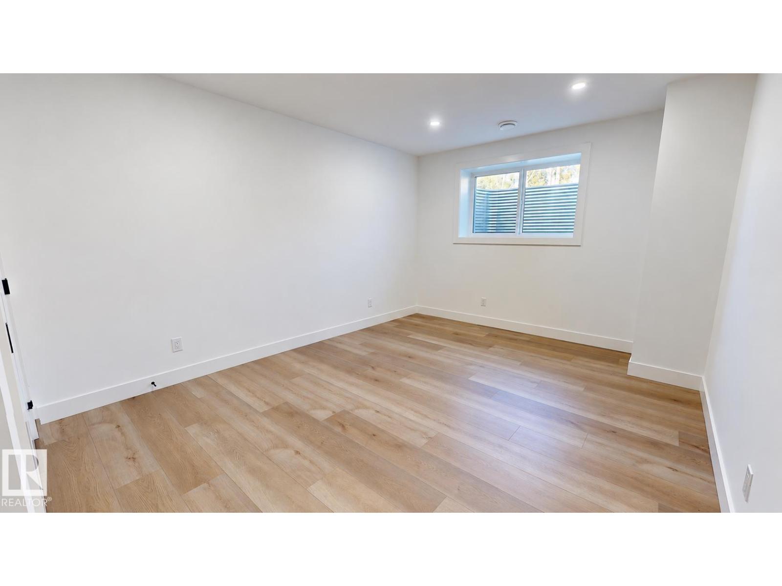 20 53214 Range RD 13 - 35