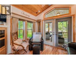 4835 Paradise Valley Drive Unit# 39, Peachland, BC V0H1X3 Photo 8