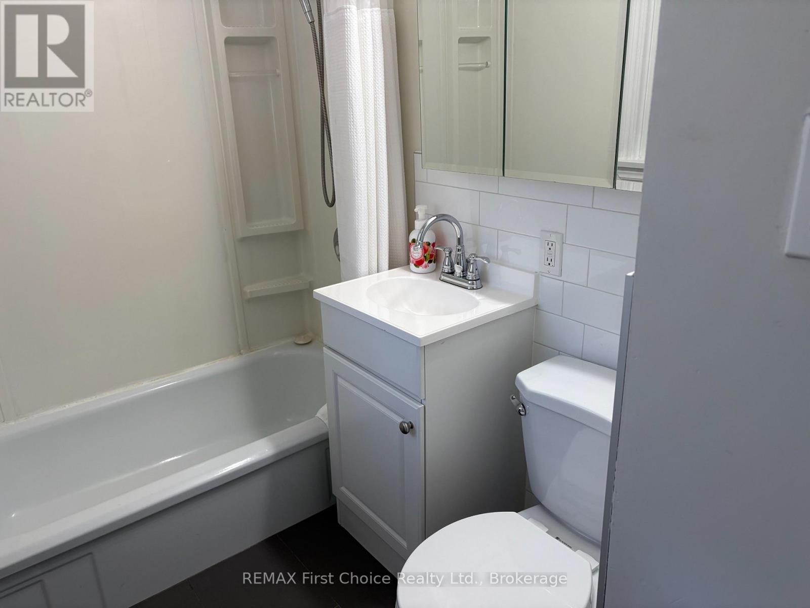 275 CHRISTINA STREET W - 13