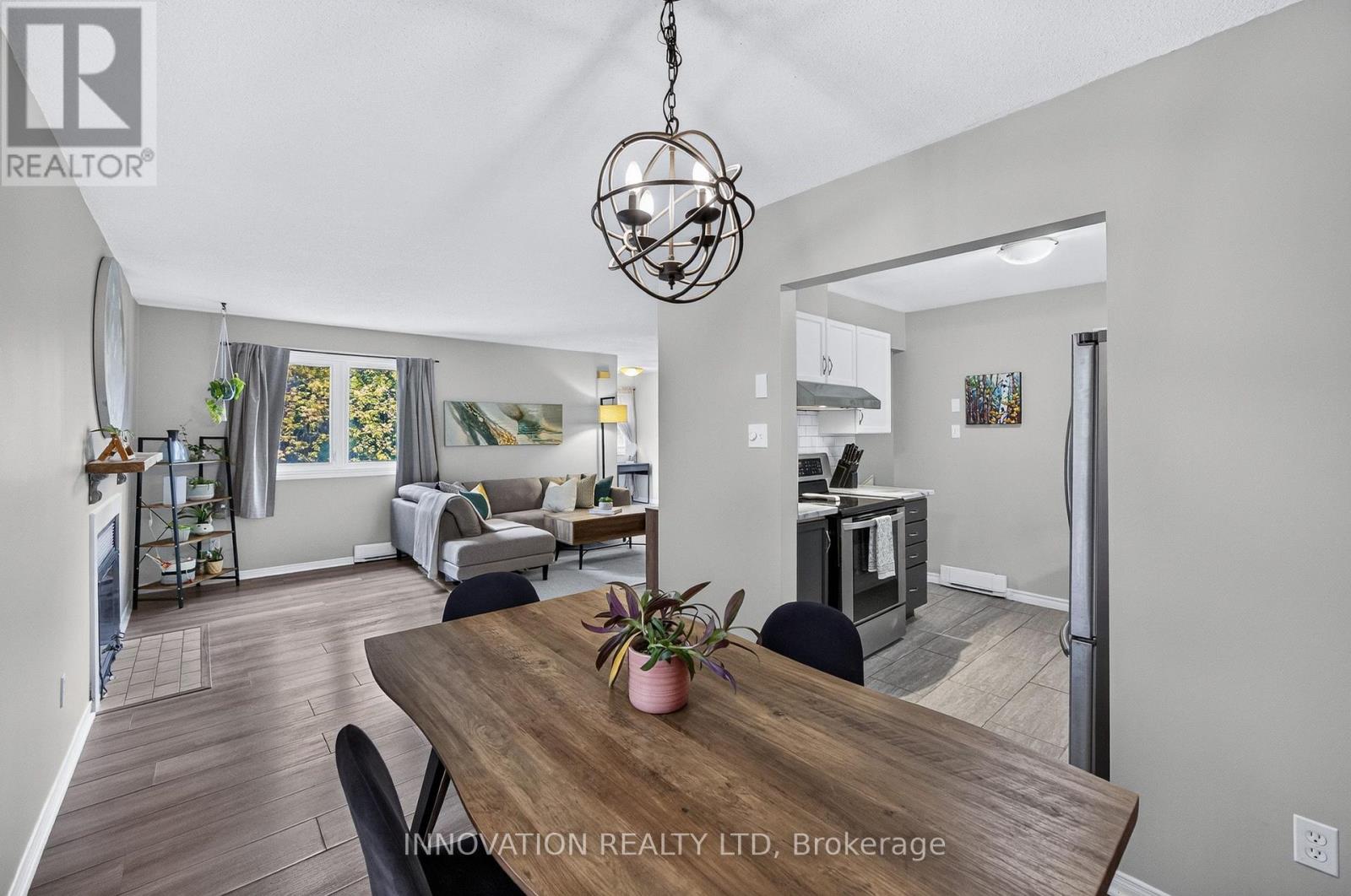 #6 315 MULLETT STREET - 12