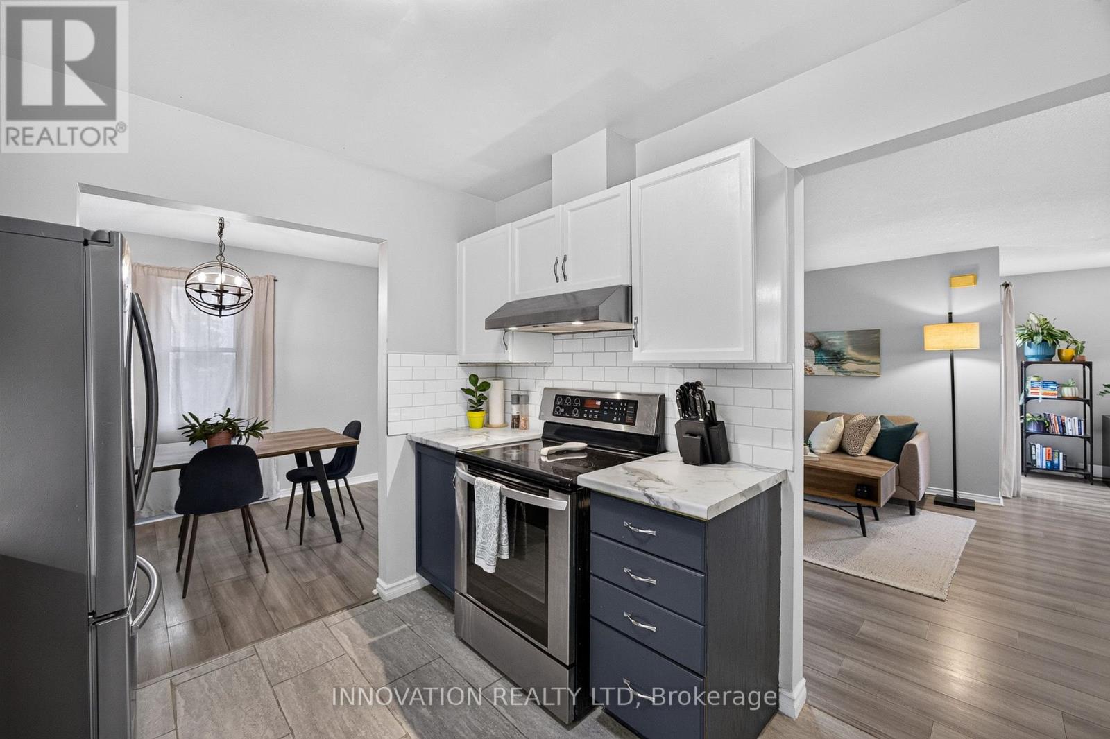 #6 315 MULLETT STREET - 17