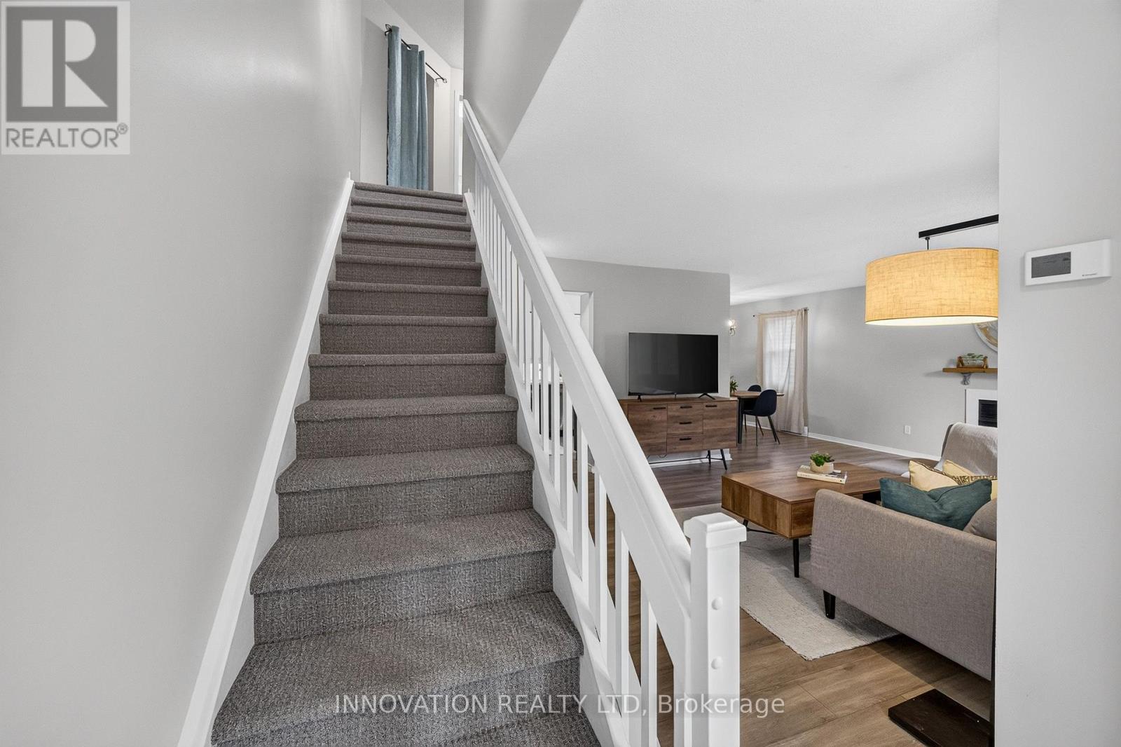 #6 315 MULLETT STREET - 22